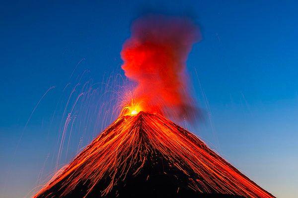 Siyasi ve doğal afetler ile ilgili huzur kaçıran olaylar yaşanabilir. Özellikle volkan ve diğer patlamalara, ani öfke krizlerine dikkat etmek gerekiyor.
