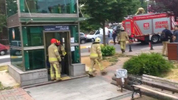 Metroda İntihar Girişimi: Raylara Atlayan Kişi Yaralı Olarak Kurtarıldı