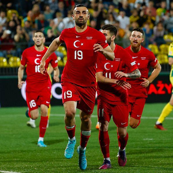 Dakikalar 81'i gösterdiğinde Serdar Dursun, milli takımımızın 4. golünü attı. Bu gol Serdar Dursun'un milli takım formasıyla attığı 6. gol oldu.