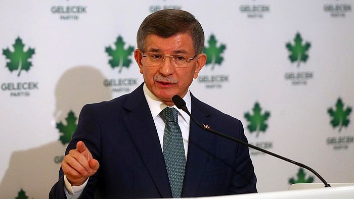 Davutoğlu'ndan Nebati'ye Sert Sözler: 'Sende Ekonomiyi Yönetecek Beyin Yok'