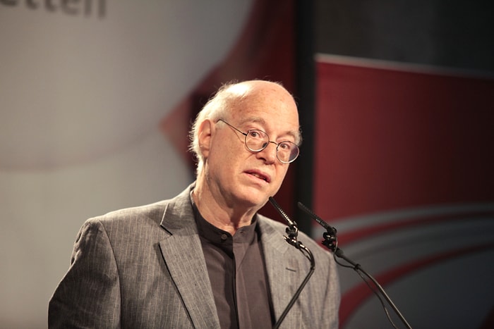 Richard Sennett Kimdir, Nerede Çalışıyor?  Richard Sennett'in Türkçeye Çevrilen Kitapları