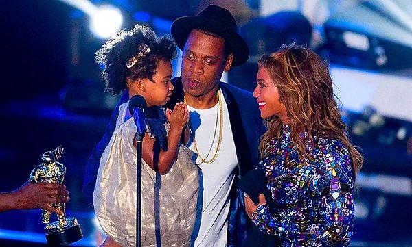 15. ? Beyonce ve Jay Z'nin kızı Blue Ivy'nin son hali herkesi şaşırttı!