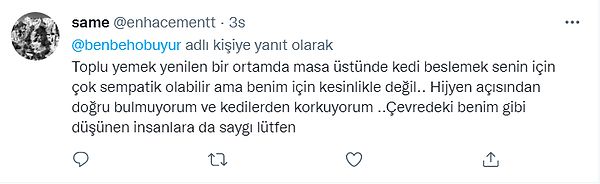 Sergilenen davranışı objektif bir bakış açısıyla yorumlayıp kibarca bu durumdan rahatsızlık duyduğunu dile getirenler de oldu. Hijyen ve hayvan korkusu çokça tartışılan başlıklar arasındaydı.