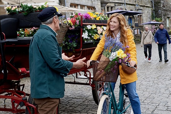 Hallmark’s ‘Moriah’s Lighthouse’ Presents More Drama and Romance from Rachelle Lefevre and Luke Macfarlane