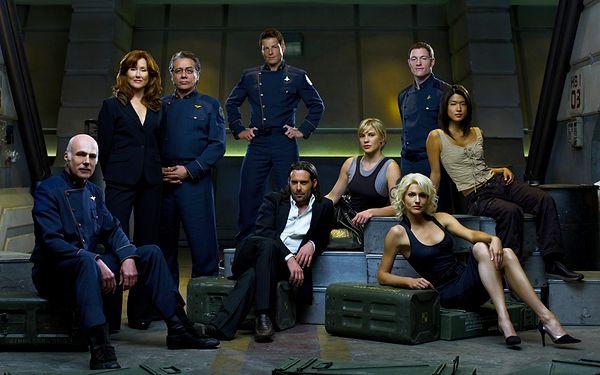19. Battlestar Galactica (2004-2009)