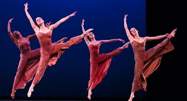 28 Haziran - Martha Graham Dans Tiyatrosu