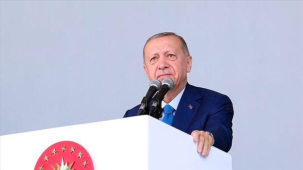 Cumhurbaşkanı Erdoğan, Madrid dönüşü uçakta gazetecilerin sorularını yanıtladı.