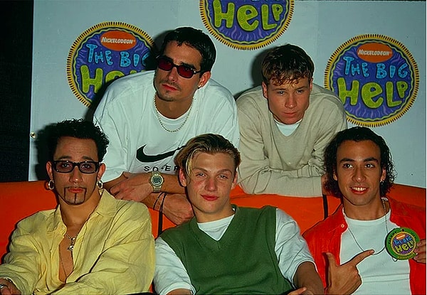4. Backstreet Boys в 1990 и сейчас.