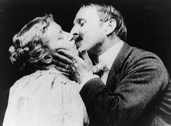 4. Filmde İlk Öpücük: The Kiss - Öpücük (1896)