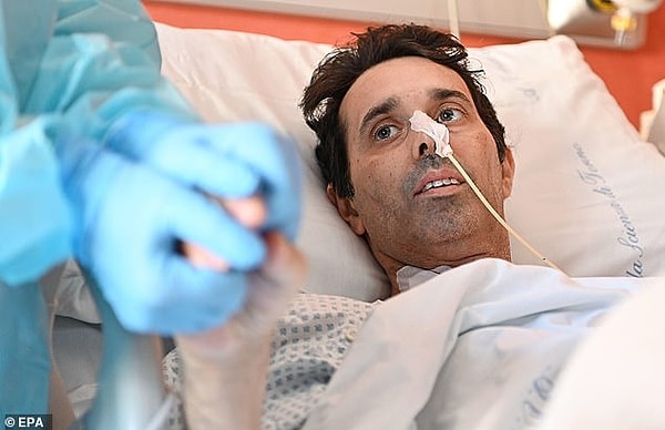 Он был в списке ожидания пересадки сердца из-за своего ухудшающегося состояния, но к моменту свадьбы ему пока не везло.