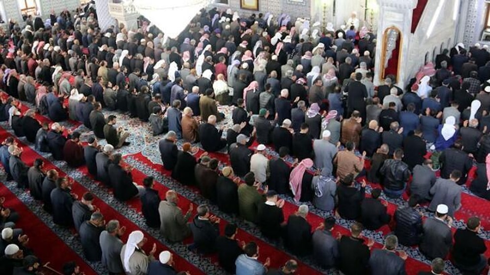 Bayram Namazı Saat Kaçta Kılınacak? Ankara, İzmir, İstanbul, Antalya Kurban Bayramı Namaz Vakitleri