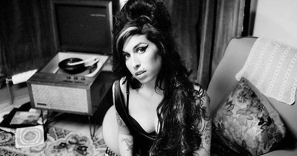 19. Back to Black ismini taşıyacak biyografik Amy Winehouse filmi geliştirme aşamasında.