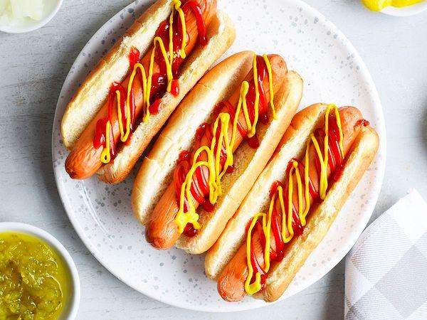 4. İsveç'in tercihi ise hot dog...