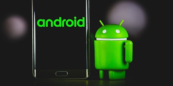 Android güncellemeleri aşağıdaki süreçlerden geçerek telefonumuza geliyor.