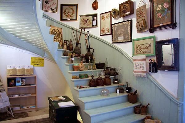 Bozcaada Yerel Tarih Araştırma Merkez Müzesi