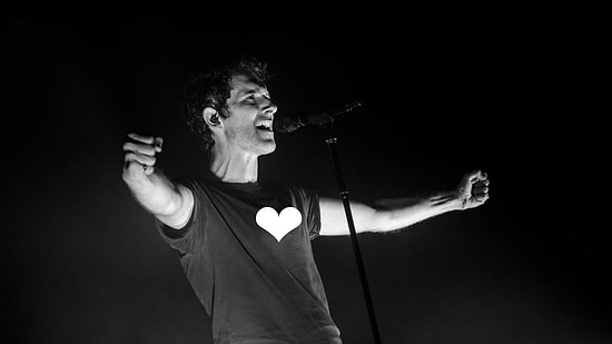 Aşk İşte Böyle Fena Yapar Adamı: Bir Kadına İthafen Yazılmış 14 Aşk Şarkı