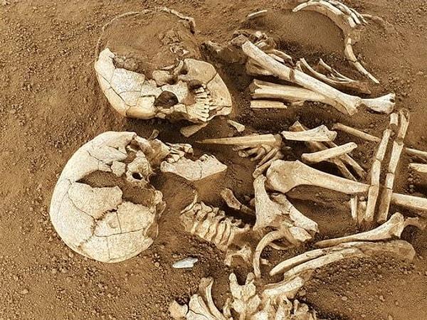 Valdaro Aşıkları hakkında hala araştırmalar devam etse de eldeki verilere göre bu iskeletlerin erkek ve kadın oldukları biliniyor.