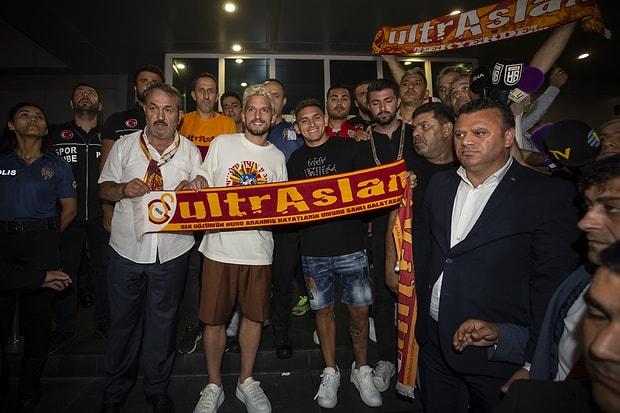 Galatasaray'ın Yeni Transferleri Lucas Torreira Ve Dries Mertens İstanbul'da