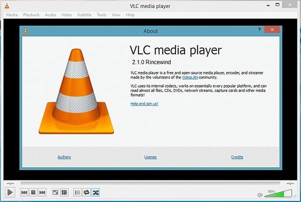 VLC Media Player: Neredeyse tüm video formatlarını oynatabilen bu program her bilgisayarda olması gerekenler arasında.
