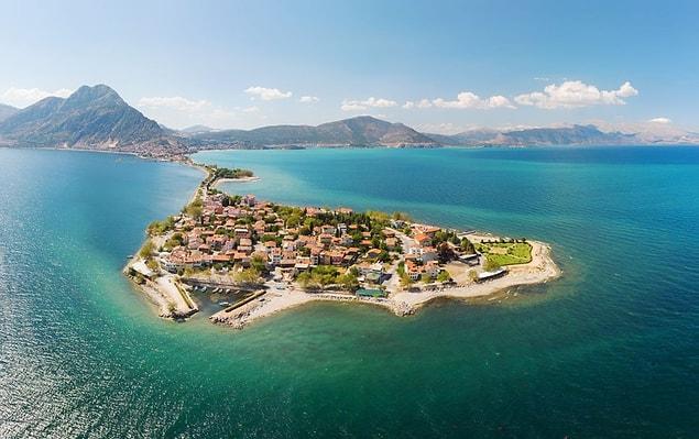 3. Situé dans la mer Méditerranée, le lac Eğirdir est une zone humide d'importance internationale.