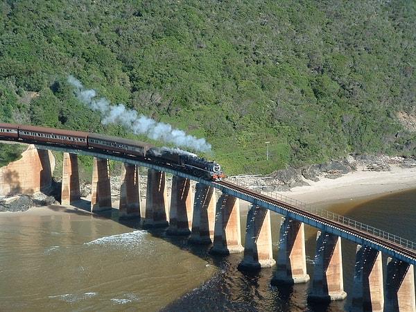 Outeniqua Choo-Tjoe Demir Yolu, Güney Afrika Cumhuriyeti
