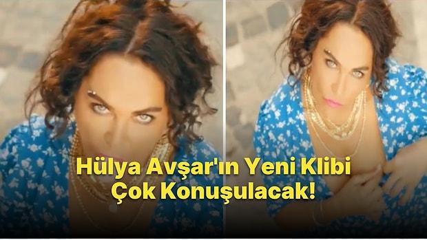 Hülya Avşar, Ağzındaki Sakızı Çıkartıp Memesine Yapıştırdığı Yeni Klibi 'Yapma Aşkım'ın Fragmanını Yayınladı