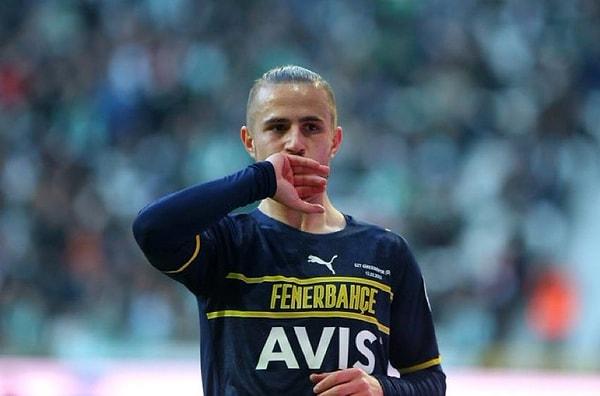 8. Fenerbahçe ve Hull City, Dimitrios Pelkas'ın kiralık transferi için prensip anlaşmasına vardı.