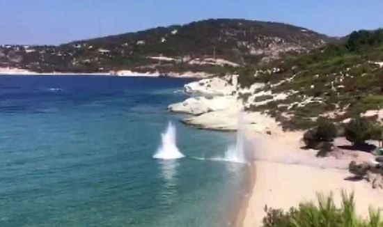 ''Çok Açılmayın El Bombası Var''