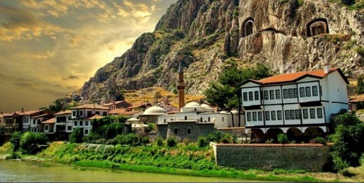Amasya Yalıboyu Evleri