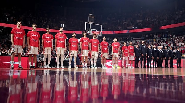 A Milli Erkek Basketbol Takımı'mızın EuroBasket 2022 kadrosu duyuruldu.