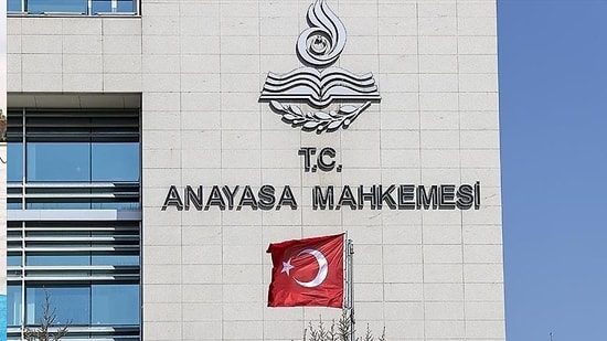 Fethullahçıların 'Ölüm' Listesindeki Amiralin Savunması Dahi Alınmadı, Mahkeme AYM'yi 'Yok' Saydı