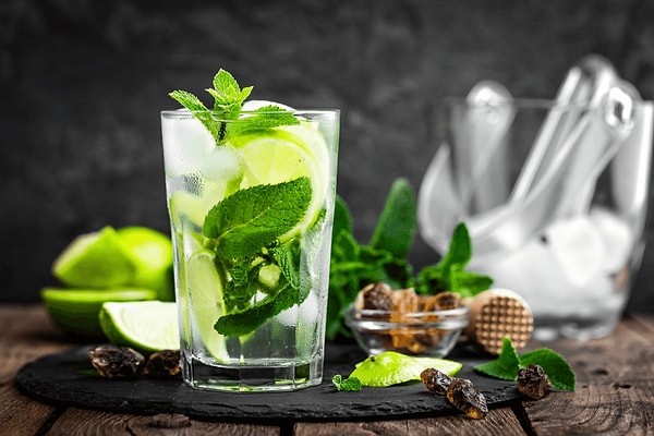 5. Hem şekerli hem limonlu bir kokteyl olan Caipirinha nereden geliyor peki?