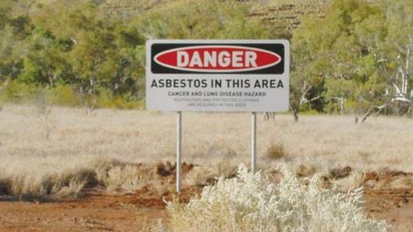 Yetkililerin çabalarına rağmen bölgede yaşayanların bir kısmı gibi üç milyon ton asbestos artığı bölgede geride kaldı.