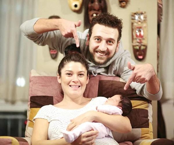 Ayrıca 2015 yılında Seçil Alkaş'la evlenen yakışıklı oyuncu, 2016 yılında ise ilk bebeği Destina'yı kucağına alarak baba olmanın sevincini yaşadı.
