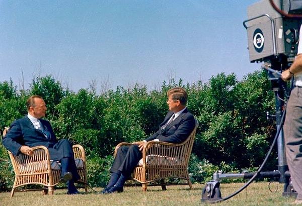 9. Walter Cronkite ile röportaj yapan Başkan Kennedy (1963):