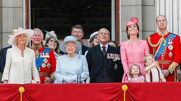İngiltere Kraliçesi II Elizabeth dün akşam 96 yaşında hayatını kaybettii.