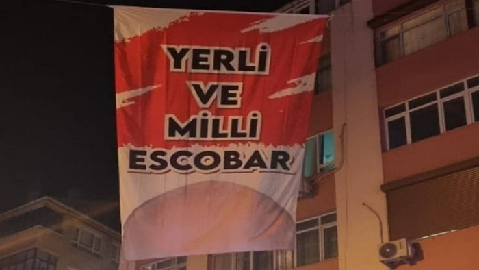 Zafer Partisi'nin 'Yerli ve Milli Escobar' Pankartına Polis Müdahalesi