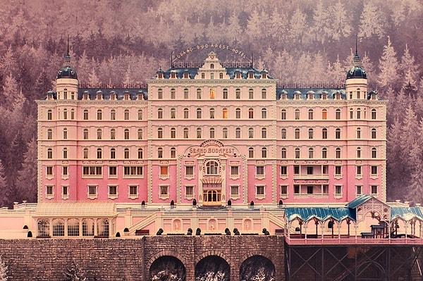 8. The Grand Budapest Hotel (2014)