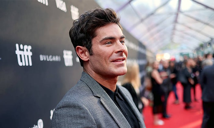 Зак Эфрон впервые появился на красной дорожке после слухов о неудачной пластике