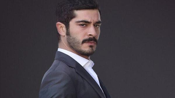 Netflix'te yayınlanacak Şahmeran dizisinin başrolünde bulunan oyuncu, dizi çekimleri için gittiği Adana'da gece yarısı çıkardığı olayla gündeme geldi.