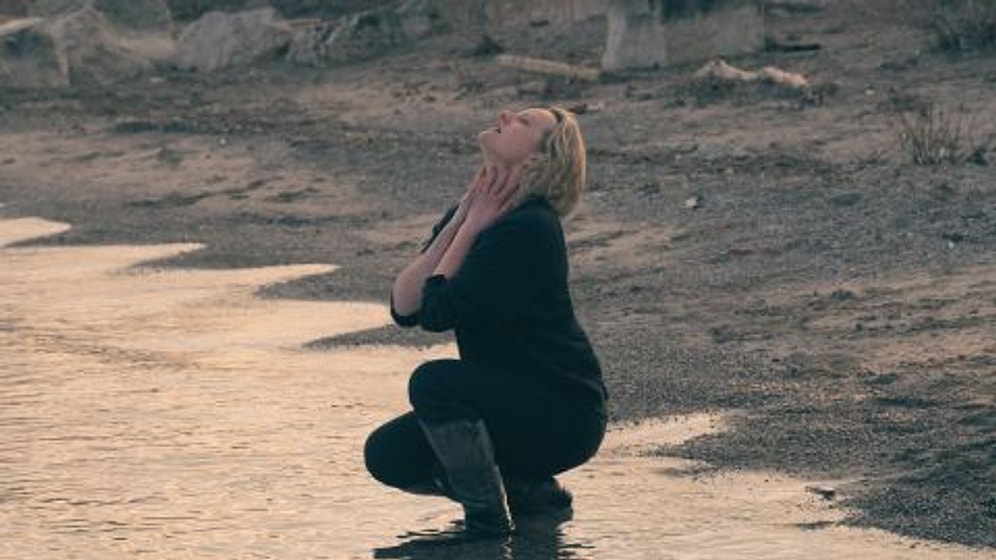 'The Handmaid's Tale' Season 5 Episode 1 Proves That June is Not The Monster