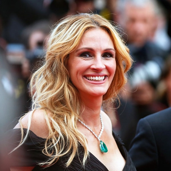 2. Çocukken okul arkadaşlarının büyük ağızlı diye alay ettiği Julia Roberts 55 yaşında.