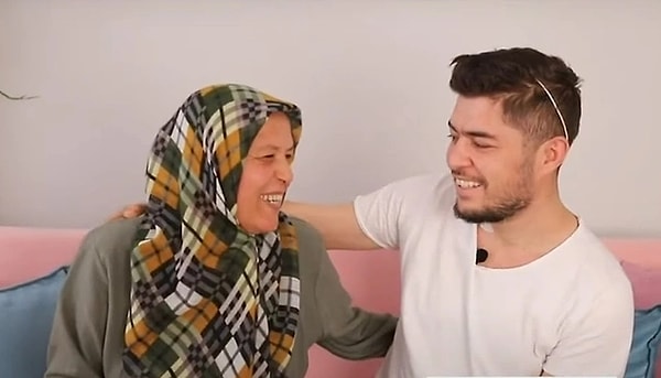 1. İki böbreğini de kaybeden eski MasterChef yarışmacısı Hamza Mercimek ve annesi, yaşadıkları süreci anlattı.