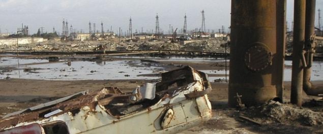 37. A Crude Awakening: The Oil Crash (2006)