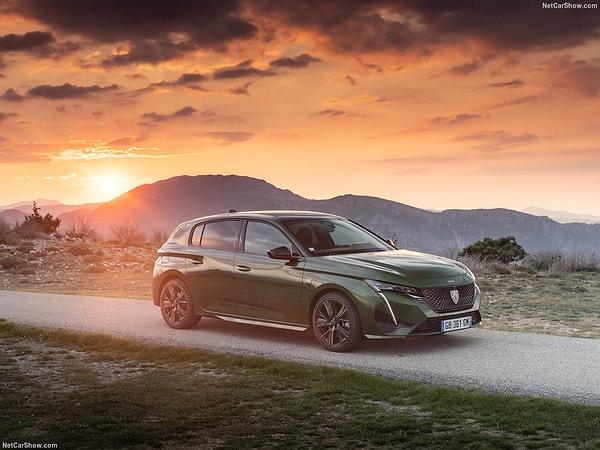 Peugeot, Citroen, Opel ve Fiat gibi markaları bünyesinde barındıran Stellantis şirketi Türkiye'deki modellerine bir yenisini daha ekledi.