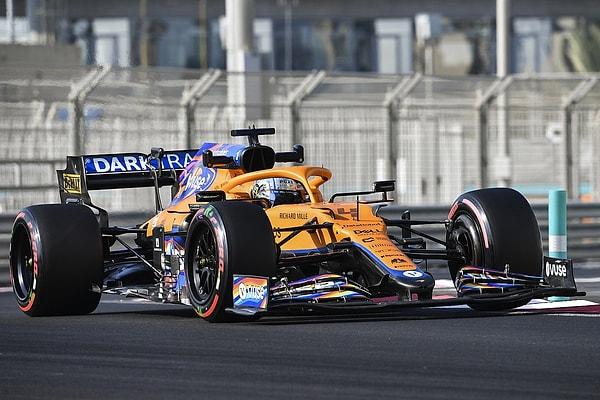 McLaren 2023'te Lando Norris ve Oscar Piastri ikilisi ile pistlerde olacak.
