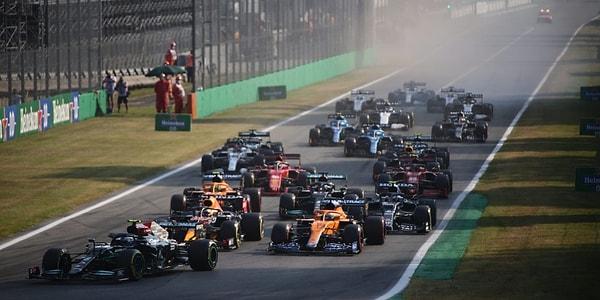F1'de ilk defa 2021 sezonunda Silverstone, Monza ve Interlagos'ta gerçekleştirilen sprint yarışları 2022 sezonunda Imola, Red Bull Ring'de gerçekleştirildi. 2022 sezonunun son sprint yarışı ise 12 Kasım'da Interlagos pistinde düzenlenecek.
