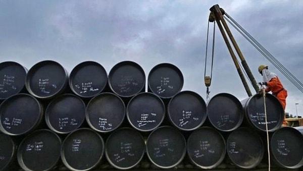 OPEC+'nın üretimi kısacağı beklentisi petrol fiyatlarını yükseltti.
