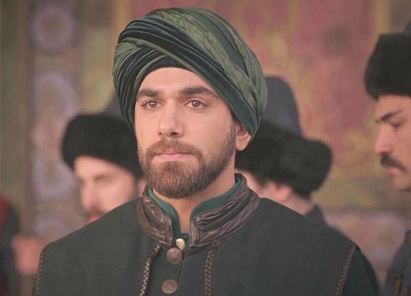 Tarihi dizilerden olan Muhteşem Yüzyıl: Kösem dizisinde Kadir Doğulu da yer aldı. Kadir Doğulu, bu dizide Mehmed Giray karakteri olarak karşımıza çıktı.