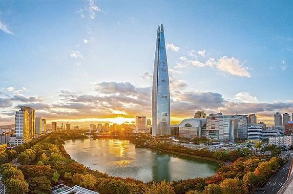 GÜNEY KORE -  Lotte World Tower: 554 metre